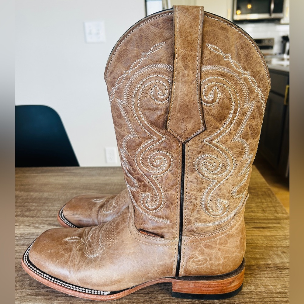 Men’s Soto Cowboy Boots, size 7.5 E